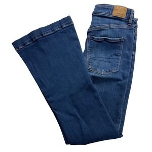 American Eagle Super Hi-Rise Flare Jeans Medium Wash Blue Stretch Denim Size 6